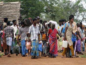 A refugee camp in Manik Farm. As many as 100,000 ethnic Tamils were displaced by the war. (AP/Sanath Priyantha)