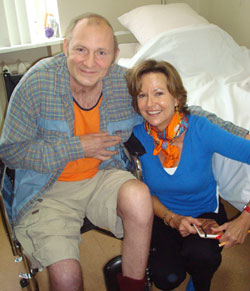 Kati Marton, right, visits Russian journalist Mikhail Beketov.