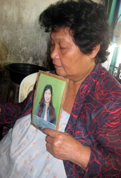 Dela Cruz says she wants justice for her daughter, Gina. (CPJ/María Salazar-Ferro)