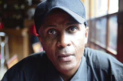 Eskinder Nega, un célèbre blogueur, purge une peine de 18 ans de prison en Ethiopie. (Lennart Kjorl)