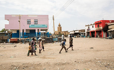 Not a single local news station is operating full-time in the town of Malakal, which has been ravaged by the fighting. (Al-Jazeera/Emre Rende)