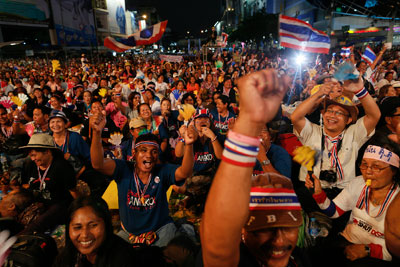 Anti-government protesters occupy a major intersection in central Bangkok on January 13. (Reuters/Damir Sagolj)