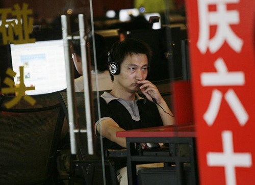 An Internet café in Beijing. Attacks that appear to have been mediated by China's censors against GitHub, a software site vital to Chinese developers, demonstrate the importance of HTTPS in protecting against censorship. (Reuters/Jason Lee)