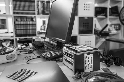 CPJ's SecureDrop instance sits in the organization's San Francisco office prior to being transported to New York. (Geoffrey King)