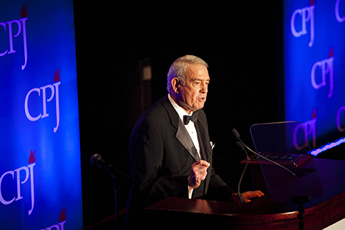 Dan Rather speaks after receiving the Burton Benjamin Award at CPJ's 2011 International Press Freedom Awards in New York. (AFP/Getty Images/Michael Nagle)