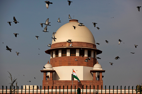 India's Supreme Court, shown here in a February 2, 2016, photo, yesterday ordered news media not to report any further statements from a judge. (AP/Tsering Topgyal)