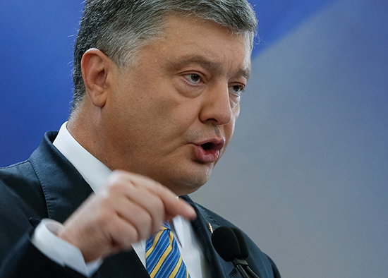 Ukrainian President Petro Poroshenko speaks at a news conference in Kiev, May 14, 2017. (Reuters/Valentyn Ogirenko)