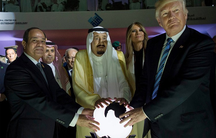 Egyptian President Abdel Fattah al-Sisi (left), King Salman of Saudi Arabia (center), and U.S. President Donald Trump inaugurate the Global Center for Combating Extremist Ideology, in Riyadh, Saudi Arabia, May 21, 2017. (Saudi Press Agency via AP)
