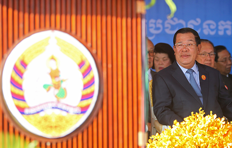 Cambodia's Prime Minister Hun Sen in Phnom Penh, Cambodia on June 28, 2017. The U.S. Congress-funded Radio Free Asia (RFA) has suspended its news operations in Cambodia amid a rising clampdown on independent media under Sen. (Reuters/Samrang Pring)