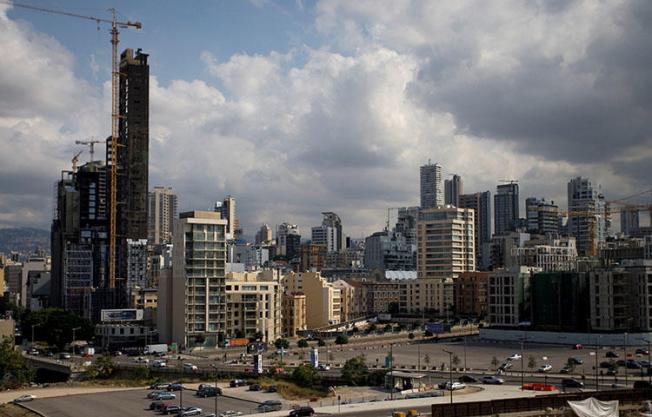 A view of downtown Beirut, Lebanon in October 2017. Abdel Hafez al-Houlani, a reporter for the Syrian pro-opposition news website Zaman al-Wasl, was arrested in the Wafa al-Umani refugee camp in the northeastern Lebanese city of Arsal, 77 miles (123 km) northeast of Beirut, on May 24, 2018, according to reports. (Reuters/Jekaterina Saveljeva)