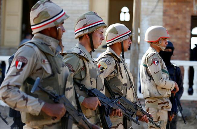 Military forces in North Sinai, Egypt, in December 2017. A military court has sentenced freelancer Ismail Alexandrani, who reported on unrest in the region, to 10 years in prison. (Reuters/Mohamed Abd El Ghany)