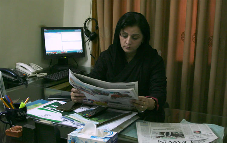 Farzana Ali, Peshawar bureau chief for Aaj TV, says independent journalism is a challenge in Khyber Pakhtunkhwa. (CPJ)