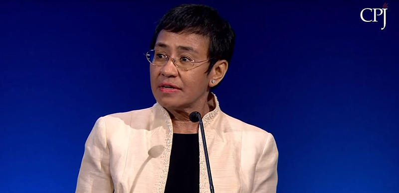 CPJ's 2018 Gwen Ifill Press Freedom award winner, Maria Ressa, speaks at CPJ's 2018 gala. (CPJ)