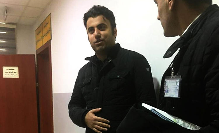 Freelance journalist Sherwan Amin Sherwani has been detained by Kurdish authorities for weeks; CPJ is calling for his release. (Photo by Hushyar Sherkawaye)