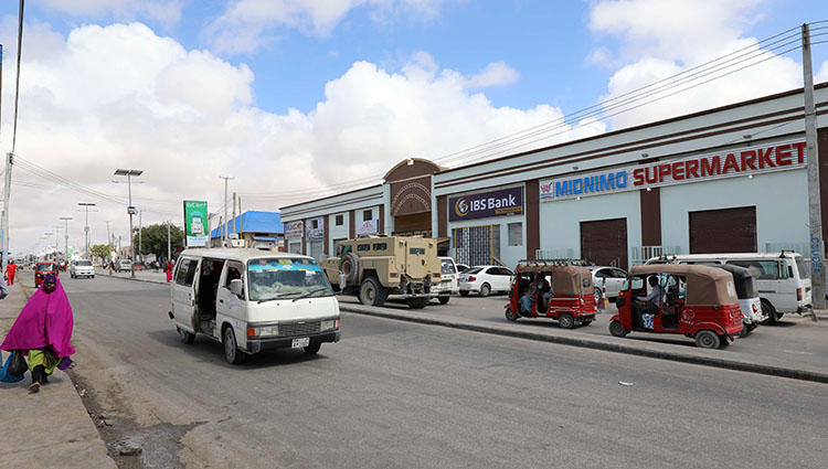 Traffic flows in Mogadishu's Hodan district in 2018. On March 30, 2019 armed men raided the offices of Somalia's Universal TV station. (Reuters/Feisal Omar)