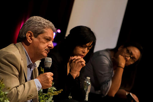 Ismael Bojorquez, Anabel Hernández, and Luz del Carmen Sosa speak on the panel, Impunity in crimes against journalists, at CPJ's press freedom summit in Mexico City on June 18. (Ian Garcíafigueroa)