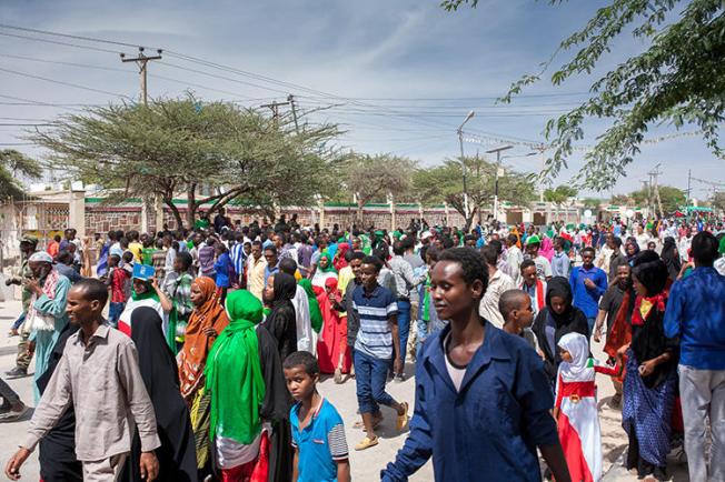 People take part in celebrations of the 27th anniversary of self-declared independence of Somaliland in Hargeisa, on May 15, 2018. Somaliland police on July 30, 2019, arrested four Eryal TV journalists filming a corruption story in Hargeisa. (Mustafa Saeed/AFP)