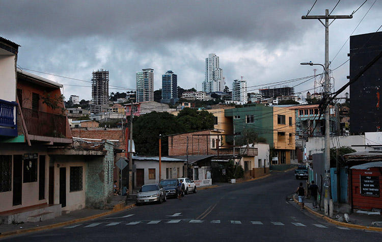 Tegucigalpa, the capital of Honduras, pictured in December 2017. Unidentified gunmen shot a journalist in Copán, western Honduras, on August 31. (Reuters/Henry Romero)