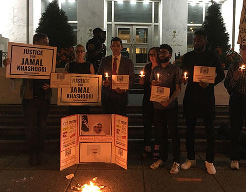 CPJ and press freedom allies hold a vigil outside the Saudi embassy in Washington, D.C., marking the one-year anniversary of Jamal Khashoggi’s murder. (CPJ)
