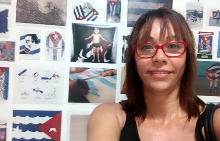 Cuban reporter Iliana Hernández faces charges of illegally possessing reporting equipment. (Photo via Iliana Hernández)