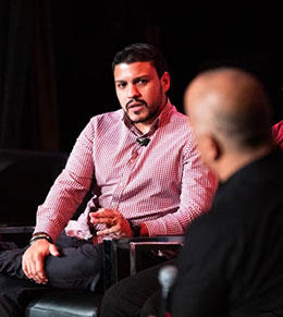 Víctor Rodríguez-Velázquez, periodista y becado de Report for America. (Photo: Angélica Serrano)