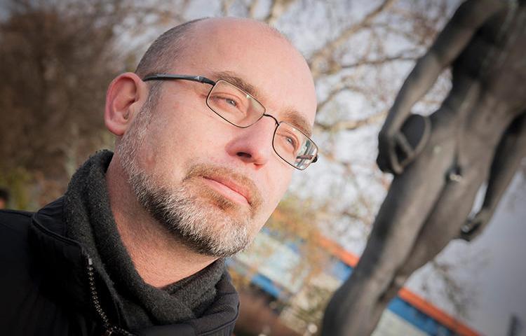 Slovenian journalist Blaž Zgaga told CPJ he has faced harassment from the government over his COVID-19 reporting. (Tomislav Čuveljak)