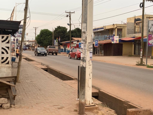 Divela’s killers waited for him at this corner, a short walk from his family home.(Photo: Jonathan Rozen/CPJ)