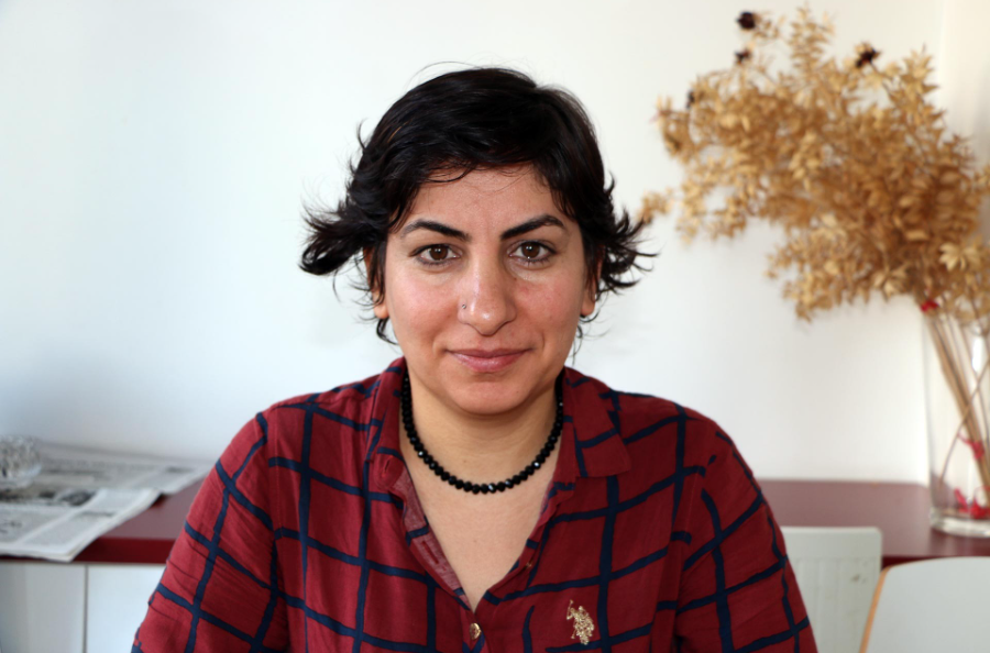 A Turkish court found journalist Safiye Alagaş guilty of membership in a terrorist organization and sen-tenced her on January 28, 2025. One judge dissented from the decision. (Photo: Mezopotamya News Agency)