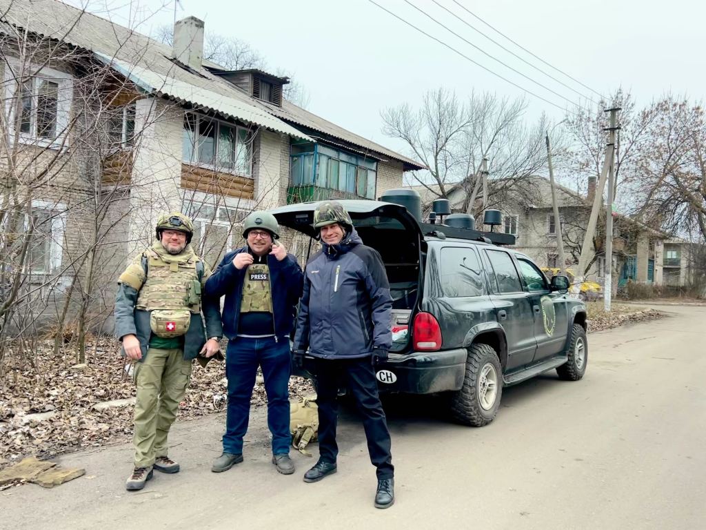 Journalists (from left) Kurt Pelda, Josef Zehnder, and Petro Chumakov were detained by Ukrainian military officers for eight hours on accusations of ‘illegal border crossing’ on January 6 in Sudzha, a town in Russia’s Kursk region. (Photo: Courtesy of Kurt Pelda)