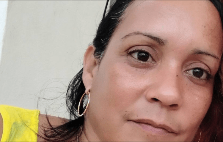 Amanecer Habanero director Yunia Figueredo was warned that a police investigation had been opened against her and husband, reporter Frank Correa.